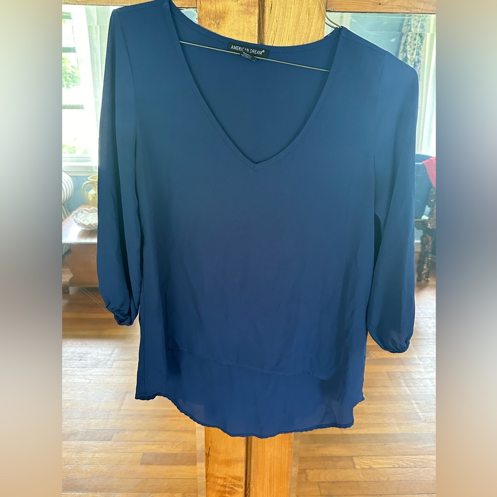 American Dream navy three quarter length sleeved top. Size small.